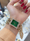 ساعت مچی زنانه گس (GUESS) مدل زنجیری نگیندار - قاب مربعی طلایی با بند کارتیه